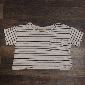 Hollister crop T-shirt